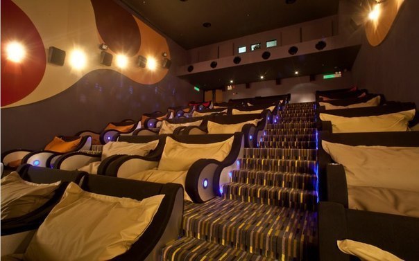 Вот он - кинотеатр моей мечты!