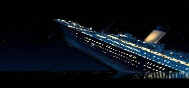 Согласно морской легенде, каждый год в ночь с 14 на 15 апреля в Атлантике слышен сигнал SOS, который, пробиваясь сквозь время, идет с терпящего бедствия «Титаника».