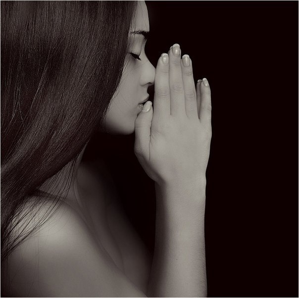 Почему мы закрываем глаза когда молимся, плачем или целуемся? 
