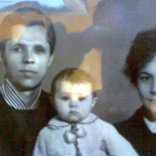 Трогательная история этой семьи, читайте на сайте: http://timeinmotion.ru/?from=manufactura&utm_sour..